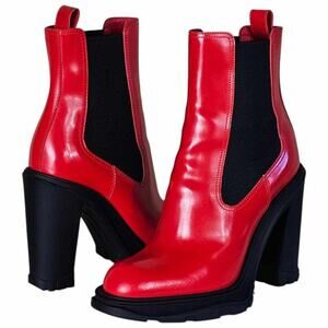 Alexander McQueen Red Leather Tread Heel Chelsea Boots Size 36.5 Near NEW